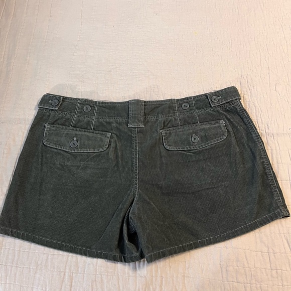 Old Navy corduroy shorts - Picture 3 of 6